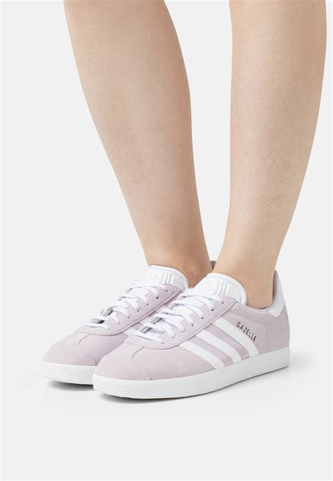 adidas silver dawn gazelle